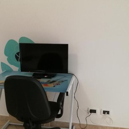 Hotel Camera Privata Pomezia Zewnętrze zdjęcie
