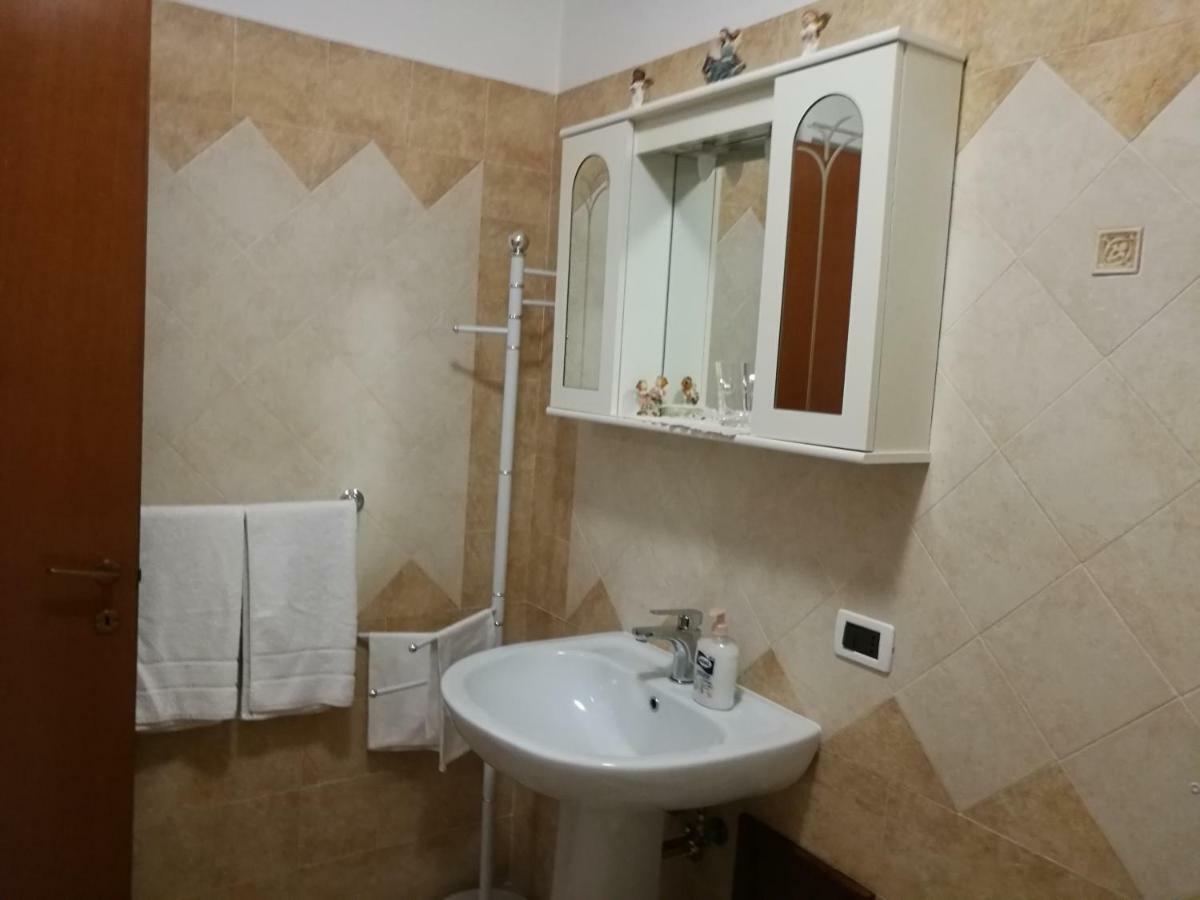 Hotel Camera Privata Pomezia Zewnętrze zdjęcie