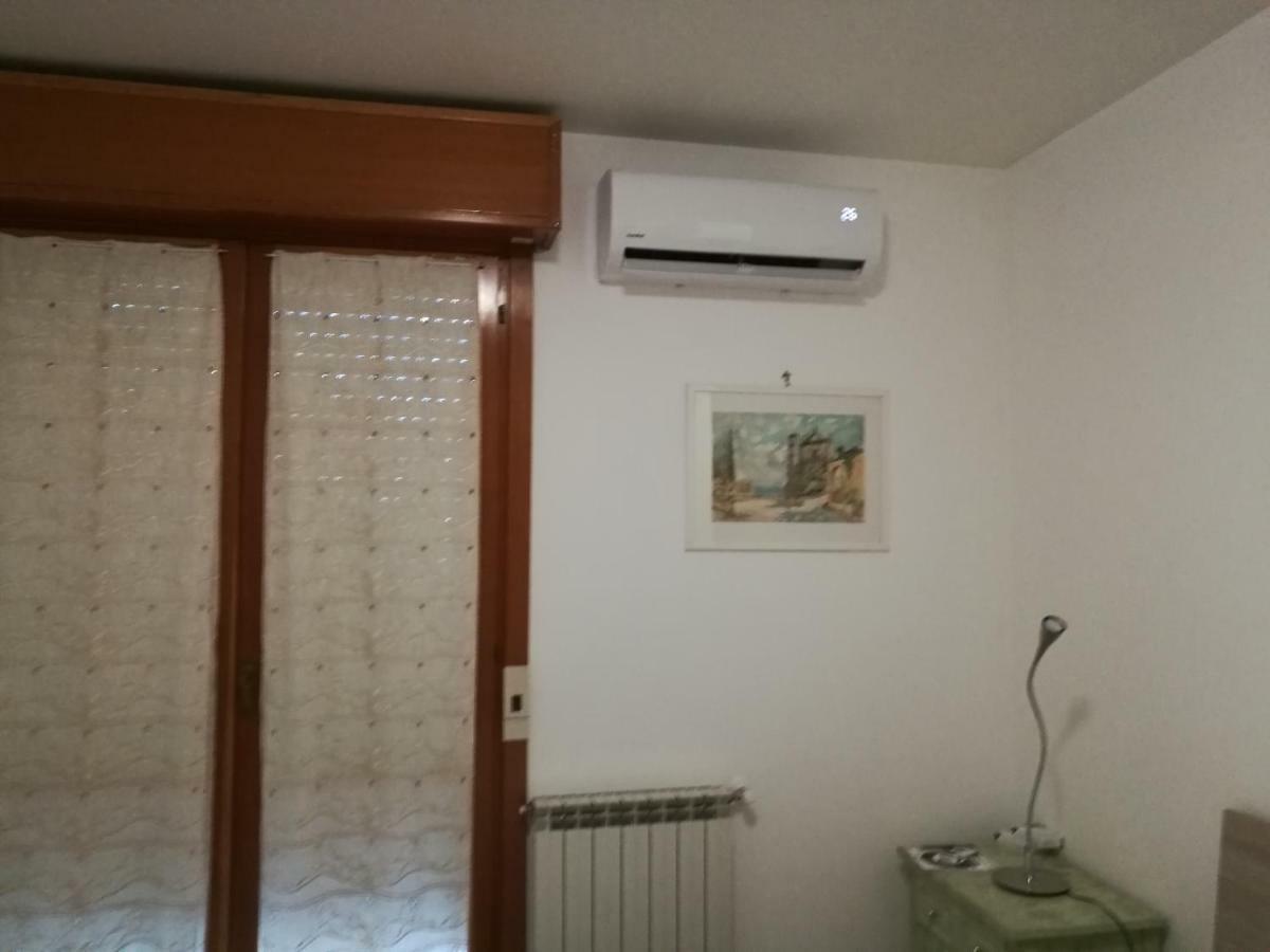 Hotel Camera Privata Pomezia Zewnętrze zdjęcie